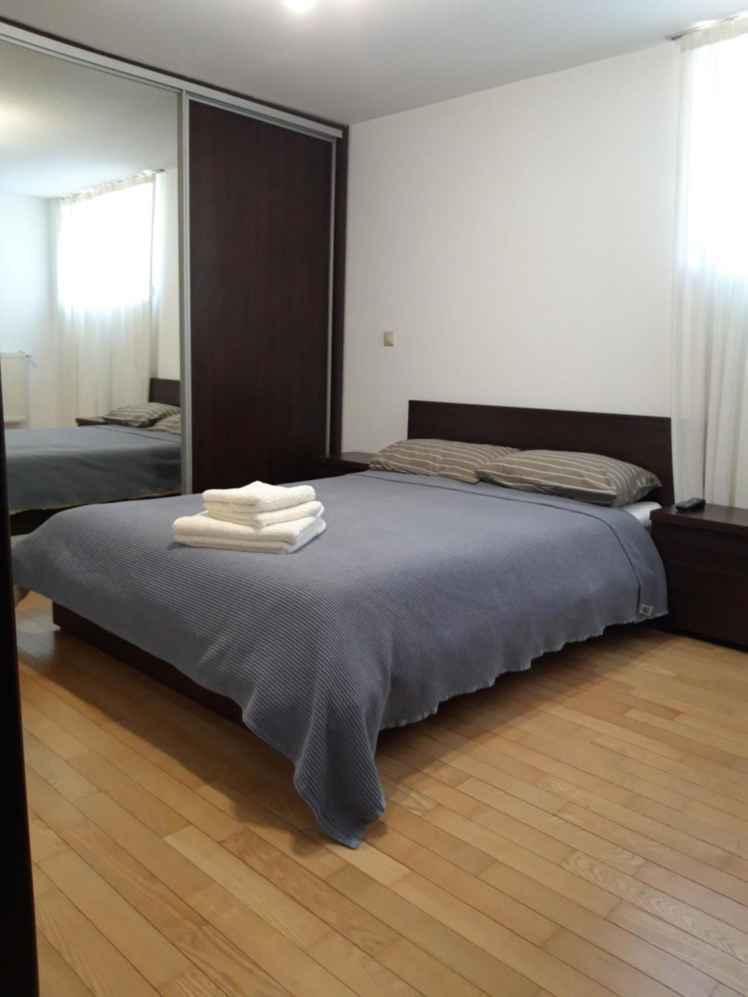 Papas Apartments Bucurestii Noi 客房 照片